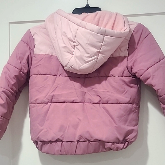 💜Girls Puma Winter Puffer Jacket, size 6/7💜 - Picture 5 of 6
